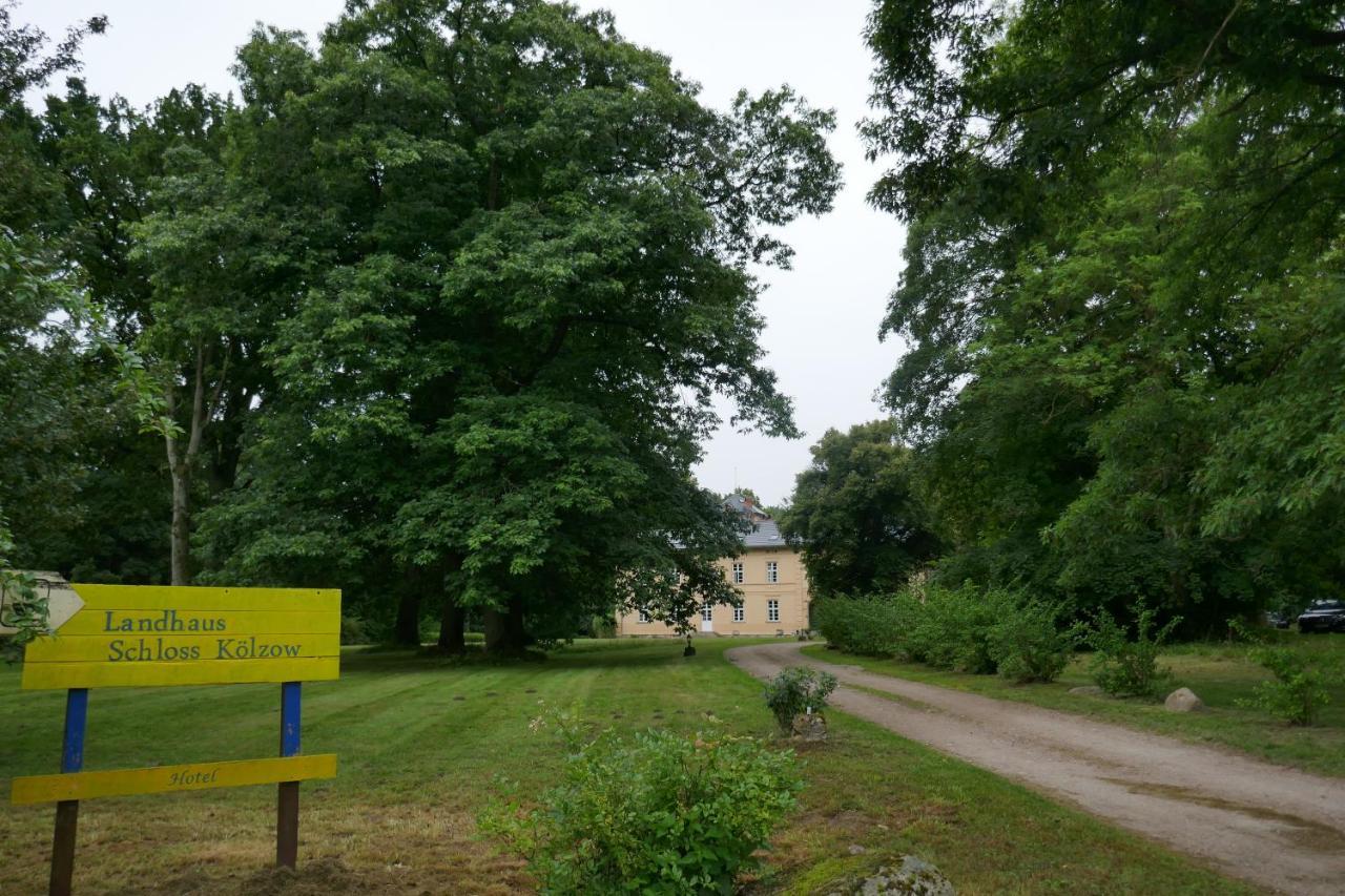 Landhaus Schloss Kölzow Kolzow Exterior foto